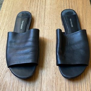 Tony Bianco Havier. Black Sheep Nappa Size 7.5